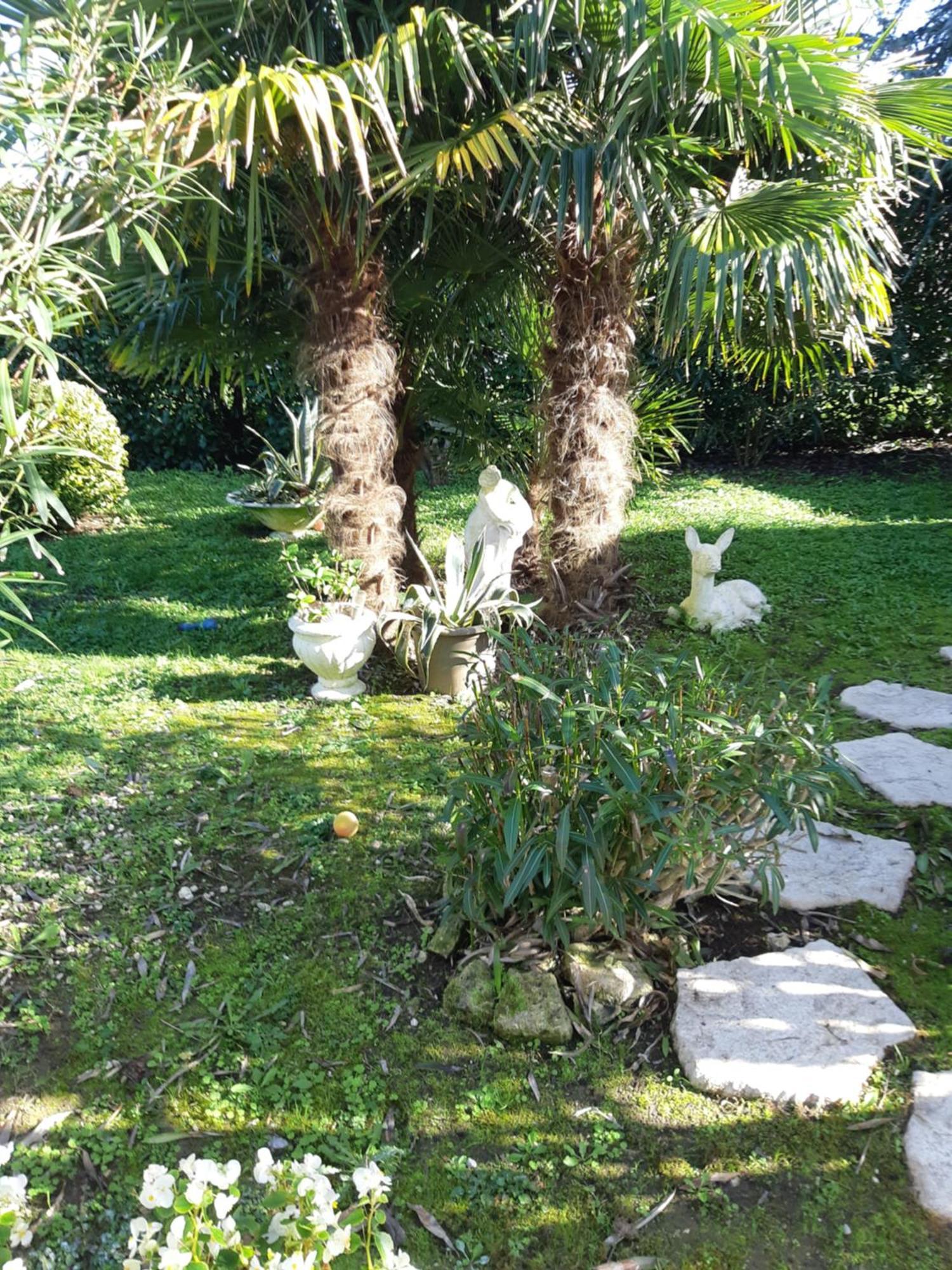 Chambre Lit Double Dans Pavillon , Chez Lilyanne Tonnay-Charente Zewnętrze zdjęcie